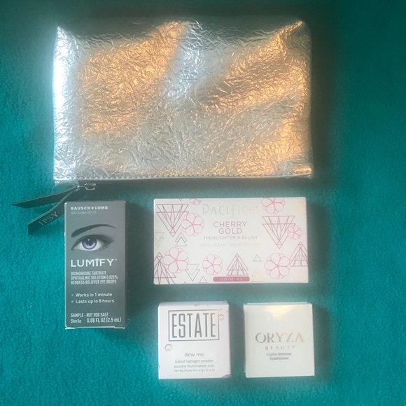 Ipsy Silver Makeup Bag w 4 Makeup Products